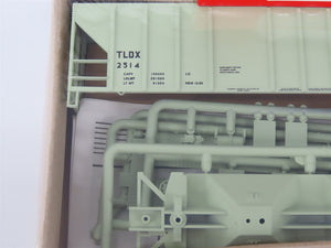 HO Scale Walthers 932-5705 TLDX Cargill 3-Bay Covered Hopper #2514 Kit - Sealed