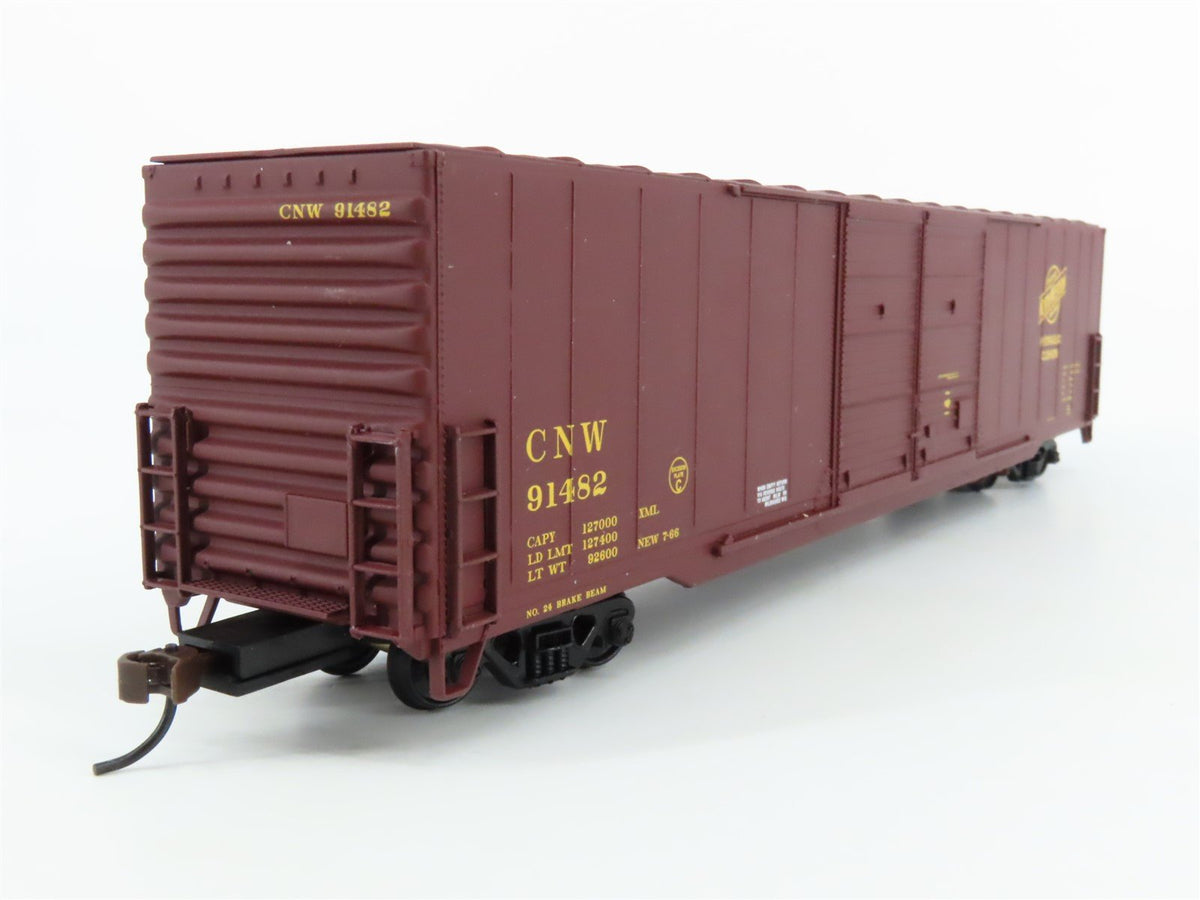 HO Scale Walthers #932-3584 CNW Chicago &amp; North Western 60&#39; Auto Box Car #91482