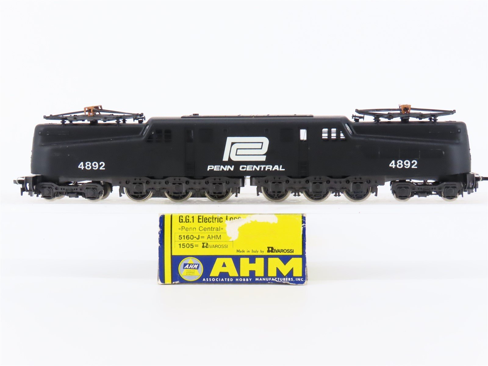 HO Scale AHM 5160-J PC Penn Central GG1 Electric Locomotive #4892