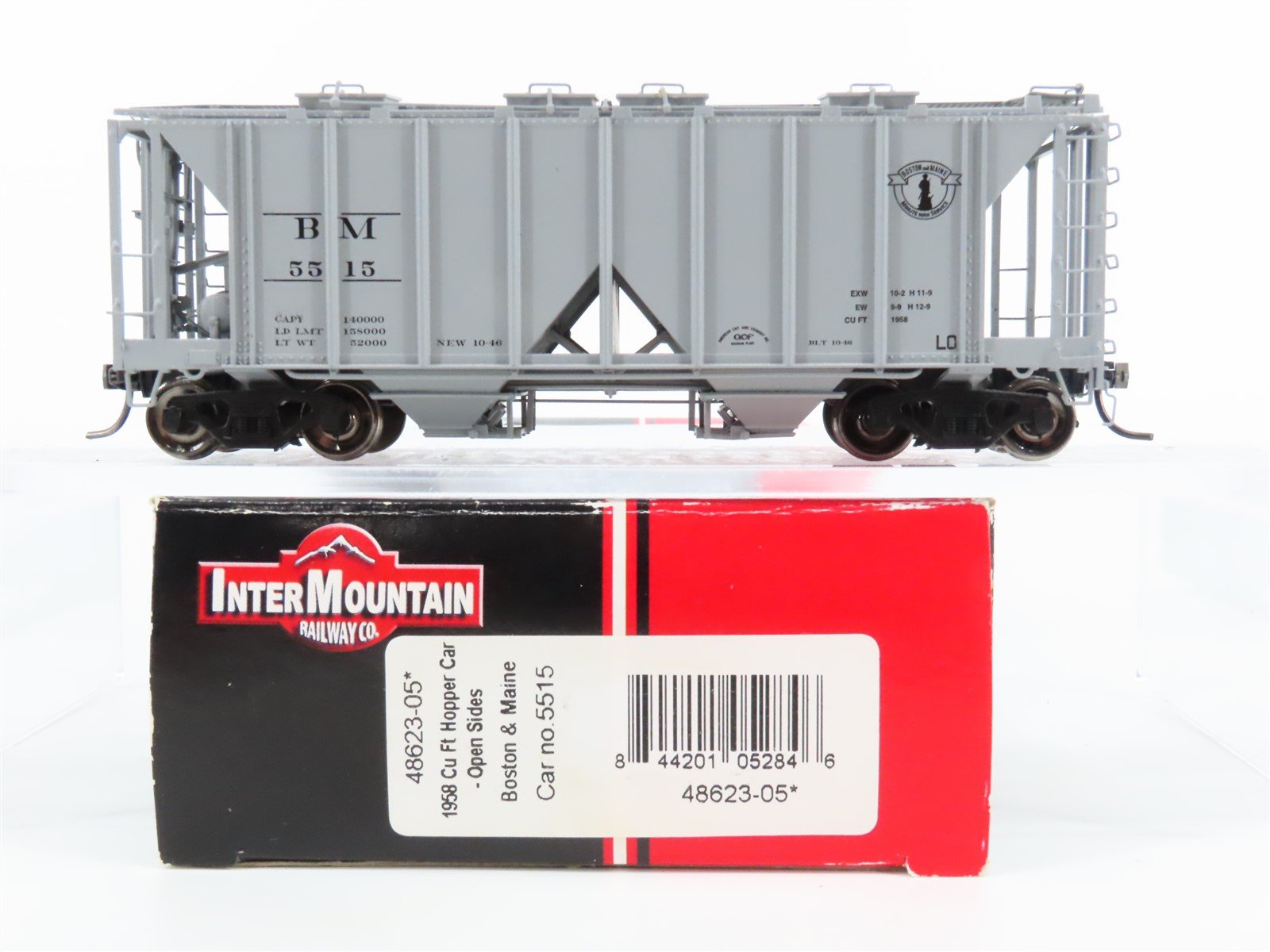 HO Scale InterMountain 48623-05 BM Boston & Maine 2-Bay Covered Hopper #5515