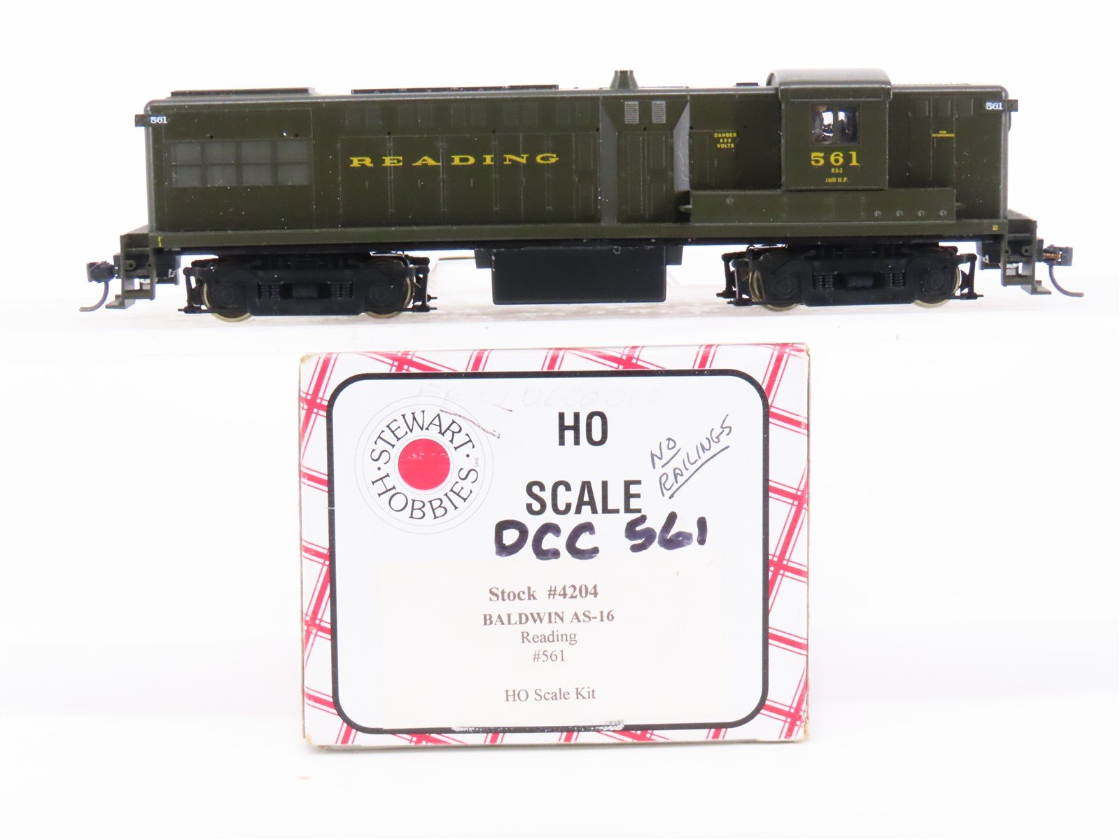 HO Scale Stewart 4204 RDG Reading AS16 Diesel Locomotive #561 w/ DCC