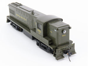 HO Scale Stewart 4204 RDG Reading AS16 Diesel Locomotive #561 w/ DCC