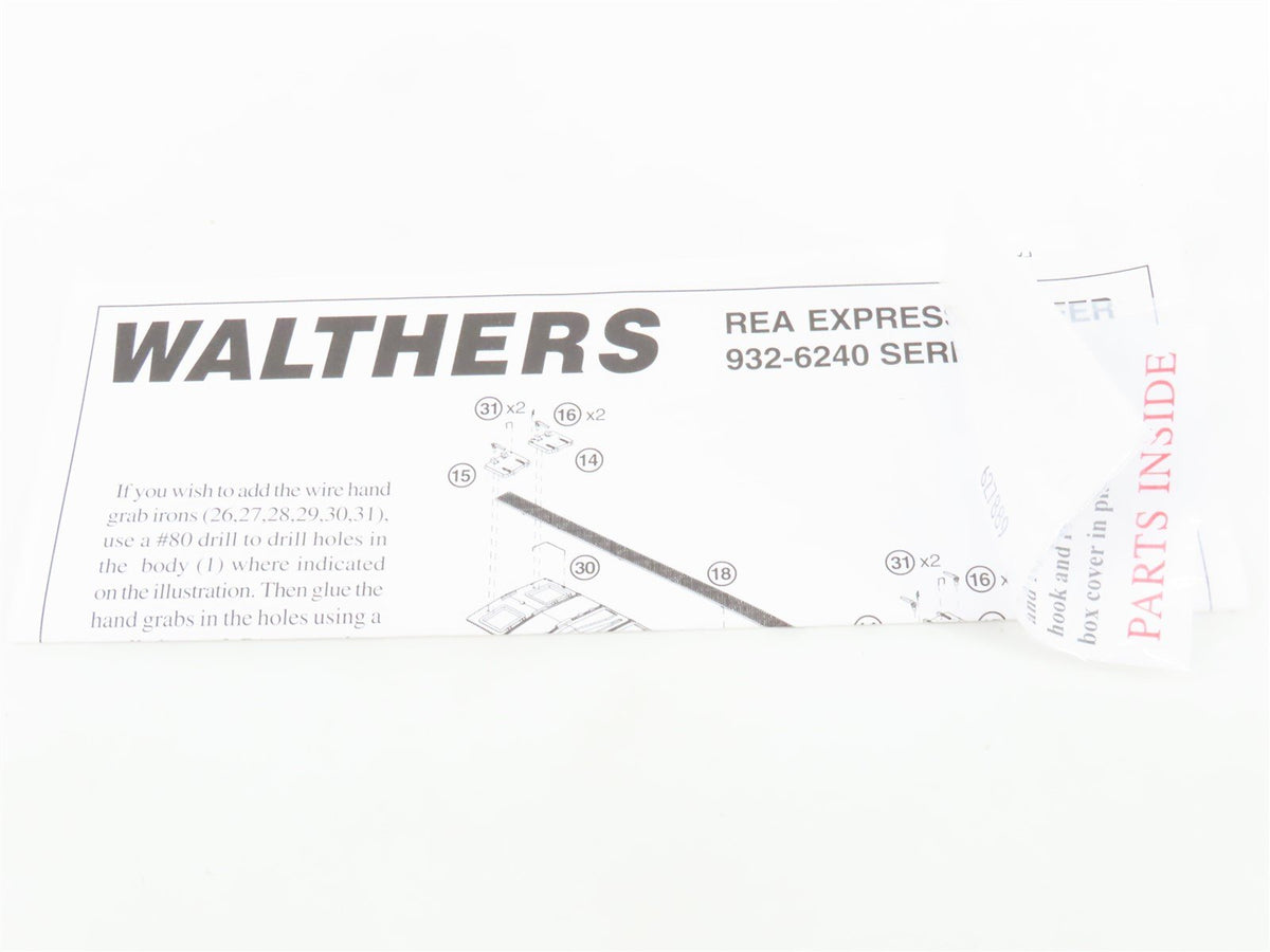 HO Scale Walthers 932-26243 REX Railway Express Agency 50&#39; Express Reefer 2-Pack