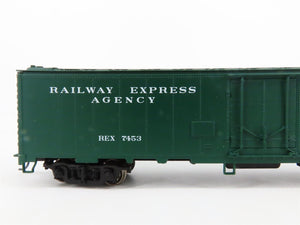 HO Scale Walthers 932-6241 REX Railway Express Agency 50' Express Reefer #7453