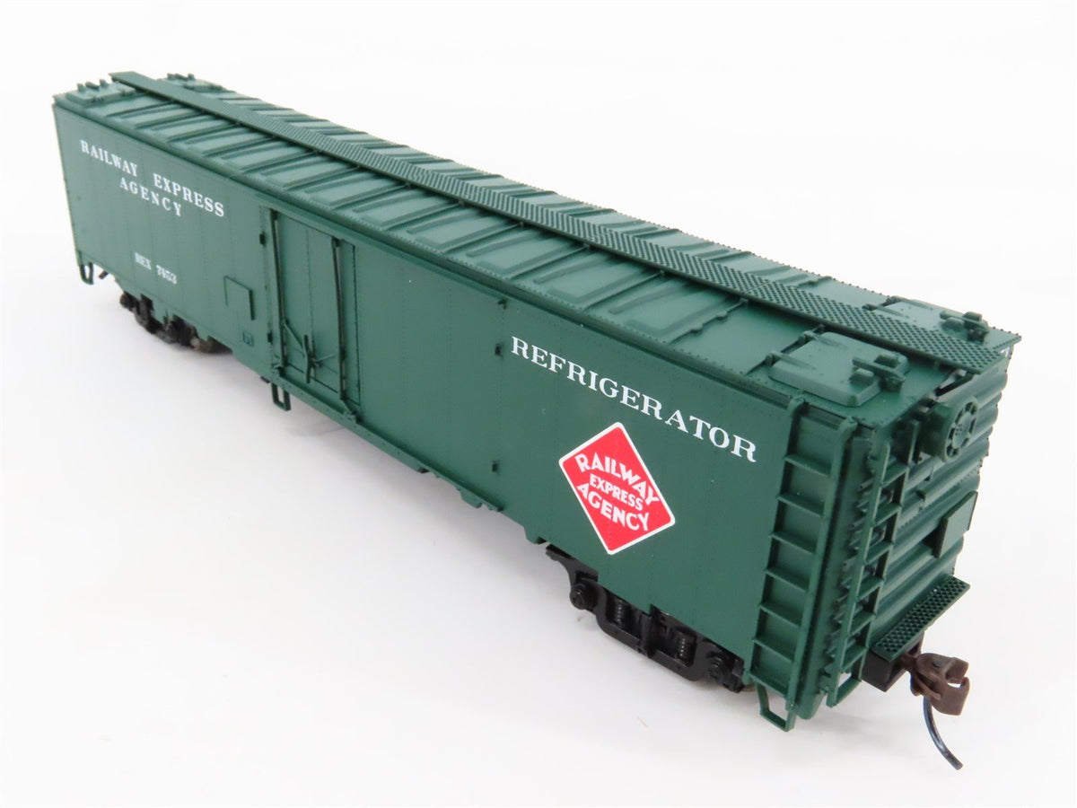 HO Scale Walthers 932-6241 REX Railway Express Agency 50&#39; Express Reefer #7453