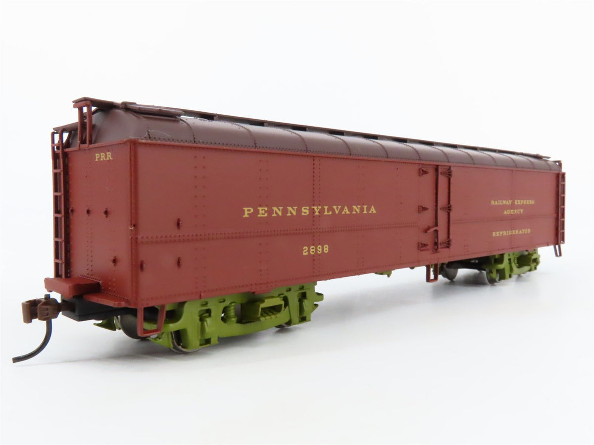 HO Scale Walthers 932-5887 PRR Pennsylvania Railroad Express Reefer #2898