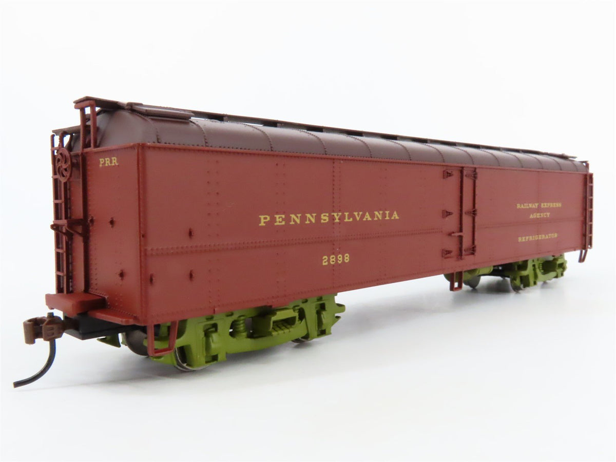 HO Scale Walthers 932-5887 PRR Pennsylvania Railroad Express Reefer #2898