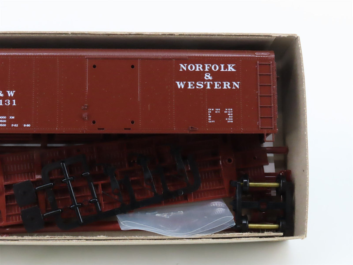 LOT of 3 HO Bowser Kits #55305 N&amp;W Norfolk &amp; Western 40&#39; Round Roof Box Cars