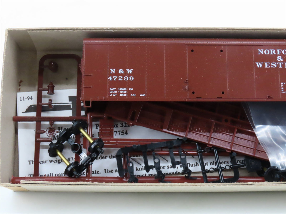 LOT of 3 HO Bowser Kits #55305 N&amp;W Norfolk &amp; Western 40&#39; Round Roof Box Cars