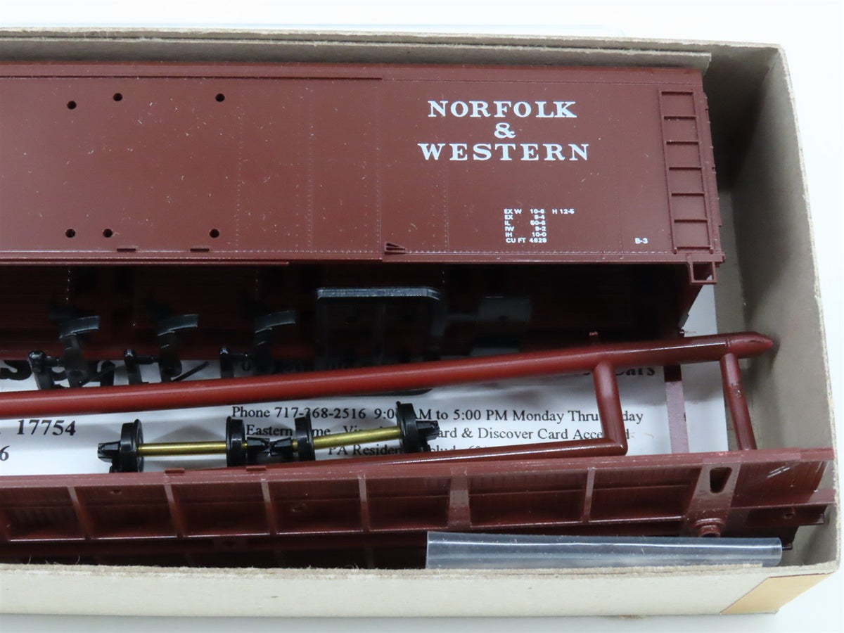 LOT of 3 HO Scale Bowser Kits N&amp;W Norfolk &amp; Western 50&#39; Box Cars &amp; 3-Bay Hopper