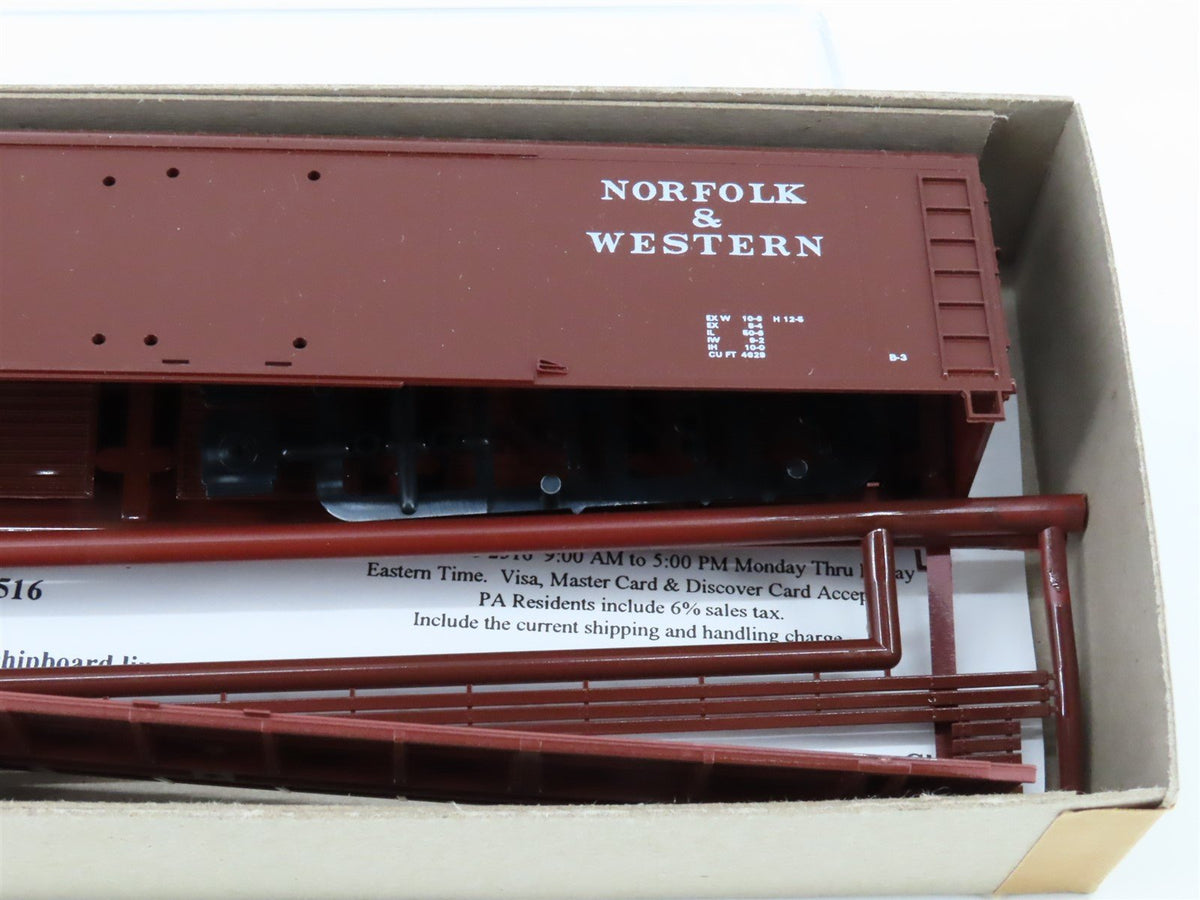 LOT of 3 HO Scale Bowser Kits N&amp;W Norfolk &amp; Western 50&#39; Box Cars &amp; 3-Bay Hopper