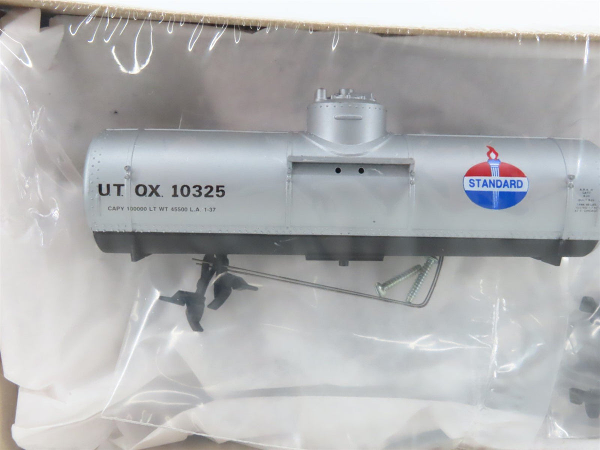 LOT of 2 HO Scale Walthers Kit #932-5016 UTOX Standard 36&#39; Single Dome Tank Car