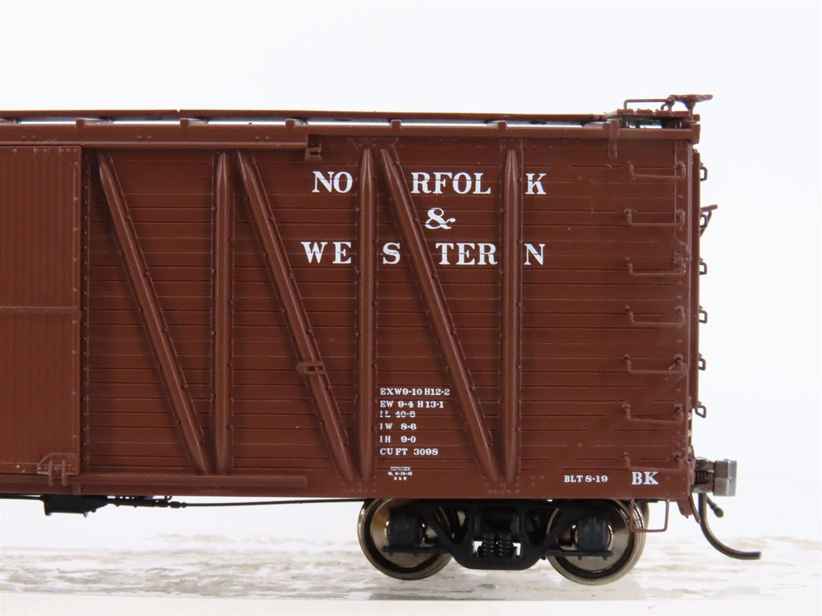 HO Rapido #142009A N&amp;W Norfolk &amp; Western USRA Single Sheathed Box Car #40621