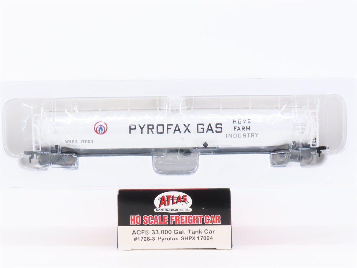 HO Scale Atlas #1728-3 SHPX Pyrofax Gas ACF 33K Gallon Tank Car #17004