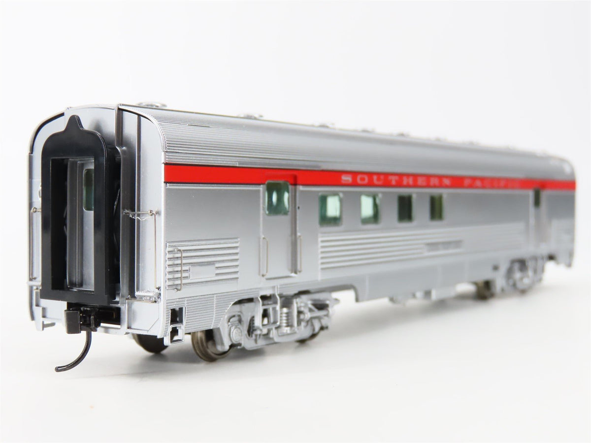 HO Scale Walthers Proto 920-13068 SP Southern Pacific 63&#39; Budd RPO Passenger Car