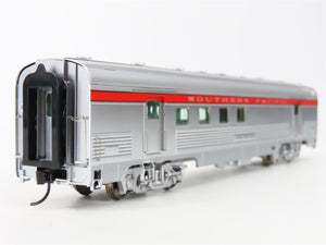 HO Scale Walthers Proto 920-13068 SP Southern Pacific 63' Budd RPO Passenger Car