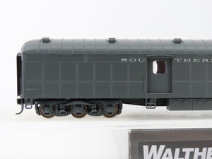 HO Walthers Proto 920-17363 SP Southern Pacific 70' Arch-Roof Baggage Passenger