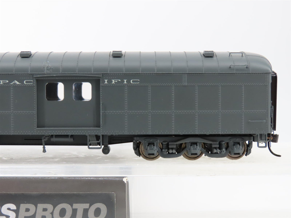 HO Walthers Proto 920-17363 SP Southern Pacific 70&#39; Arch-Roof Baggage Passenger