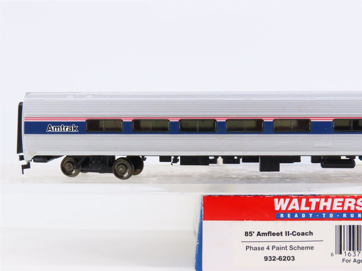 HO Scale Walthers 932-6203 AMTK Amtrak 85&#39; Amfleet II-Coach Passenger Car