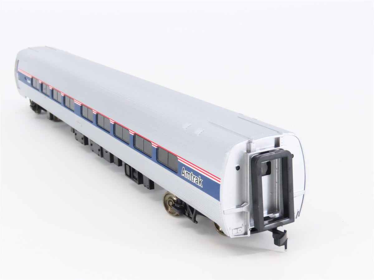 HO Scale Walthers 932-6203 AMTK Amtrak 85&#39; Amfleet II Coach Passenger Car