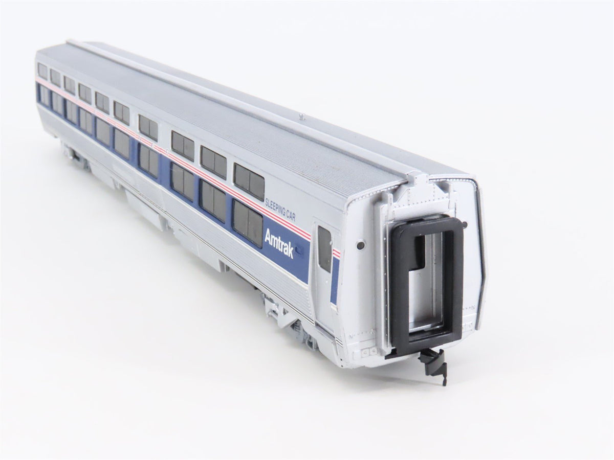 HO Scale Walthers 932-6091 AMTK Amtrak Viewliner Sleeper Passenger Car