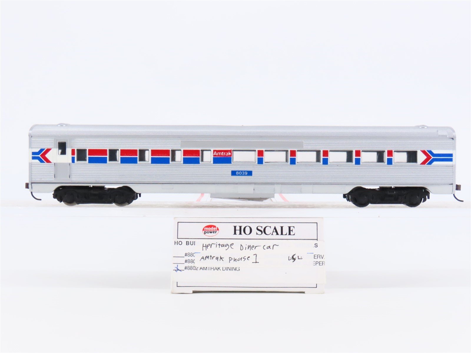 HO Scale Model Power #8802 Amtrak Heritage Phase I Diner Passenger Car #8039