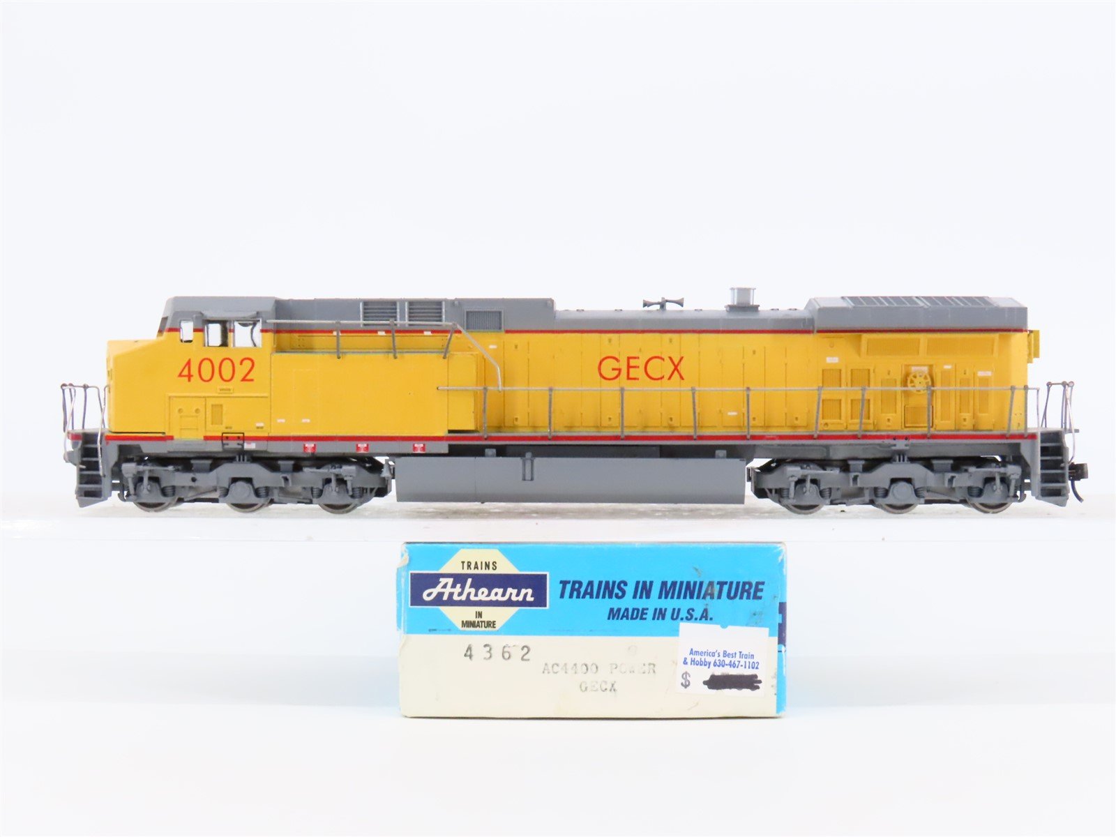 HO Scale Athearn 4362 GECX Leasing AC4400CW Diesel Locomotive #4002