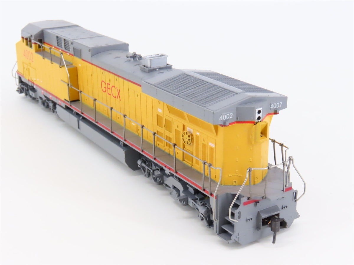 HO Scale Athearn 4362 GECX Leasing AC4400CW Diesel Locomotive #4002