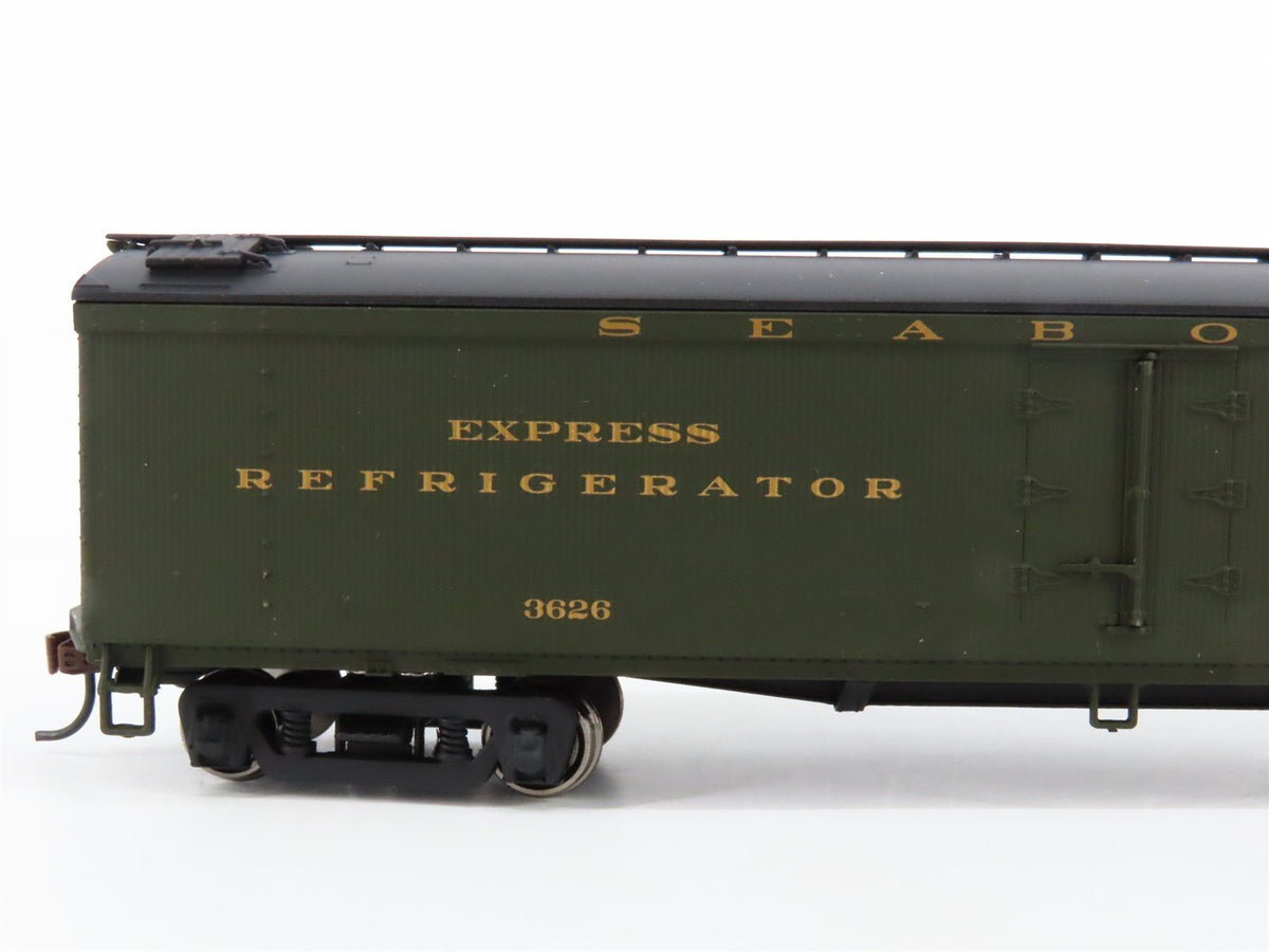 HO Scale Walthers 932-25481 SAL Seaboard Air Line Wood Reefer 2-Pack