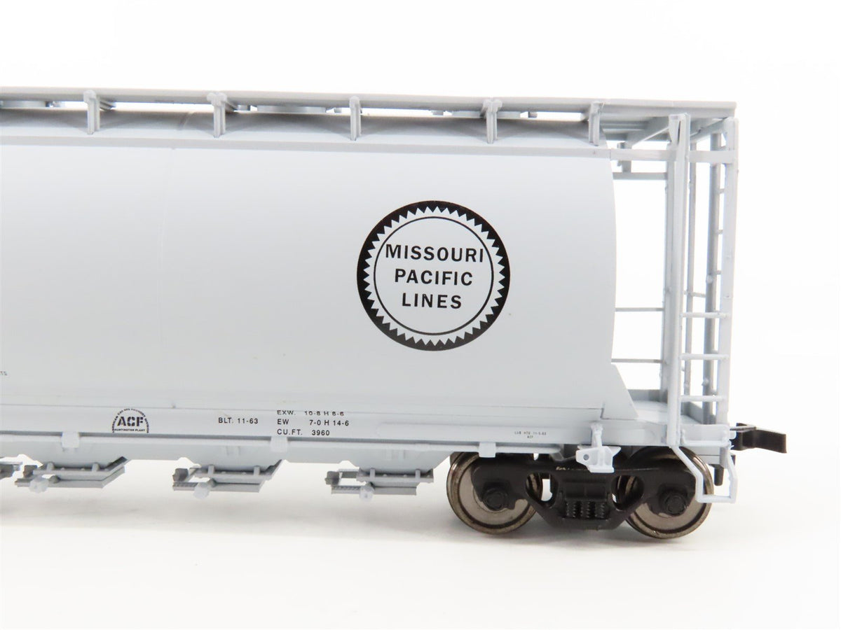 HO Scale Atlas #1957-3 MP Missouri Pacific ACF 6-Bay Cylindrical Hopper #710350