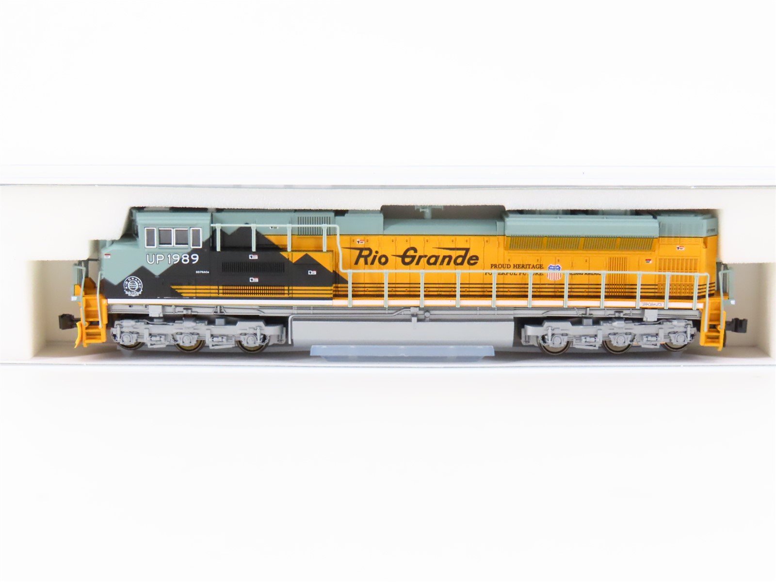 N Scale KATO 176-8405 UP Heritage D&RGW Rio Grande SD70ACe Diesel #1989