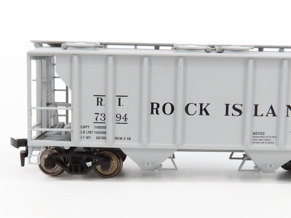 LOT of 2 HO Scale Atlas RI Rock Island 2-Bay Covered Hoppers #7200 &amp; #7394