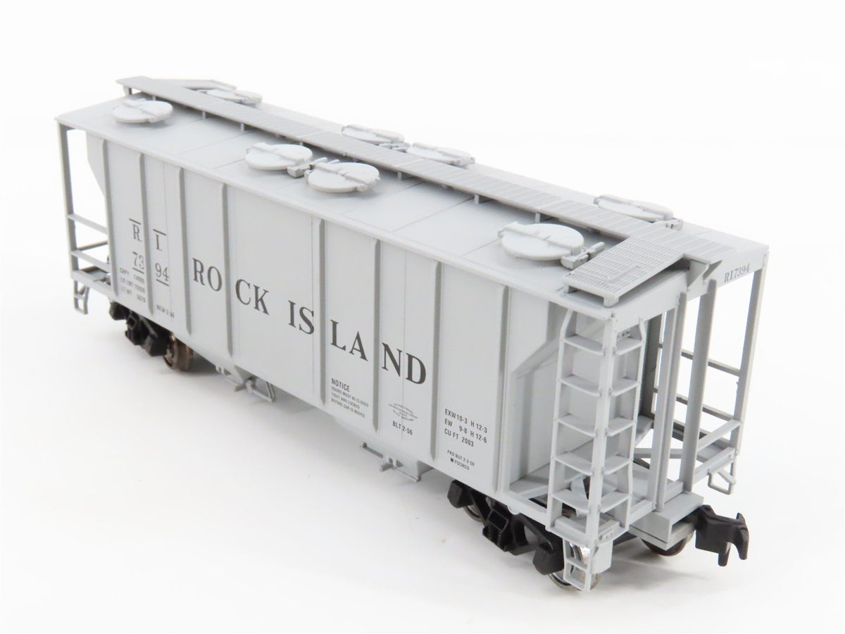 LOT of 2 HO Scale Atlas RI Rock Island 2-Bay Covered Hoppers #7200 &amp; #7394