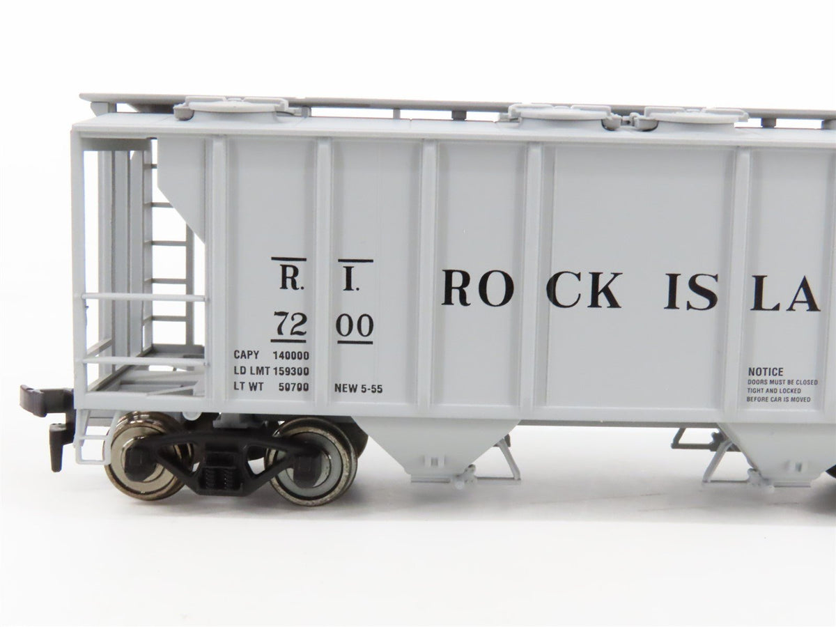 LOT of 2 HO Scale Atlas RI Rock Island 2-Bay Covered Hoppers #7200 &amp; #7394