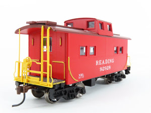 HO Scale Athearn #74340 RDG Reading Railroad 4-Window Caboose #92928