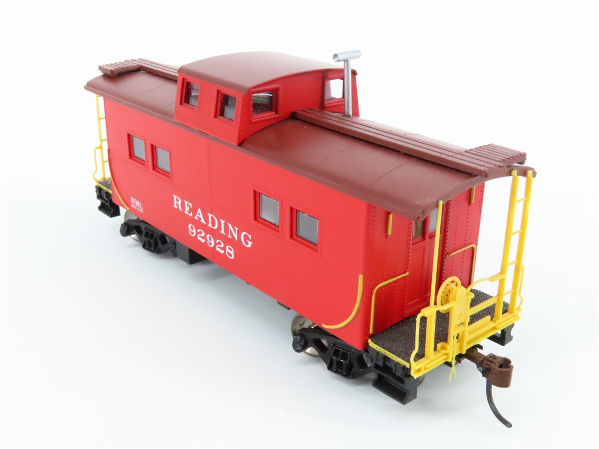 HO Scale Athearn #74340 RDG Reading Railroad 4-Window Caboose #92928