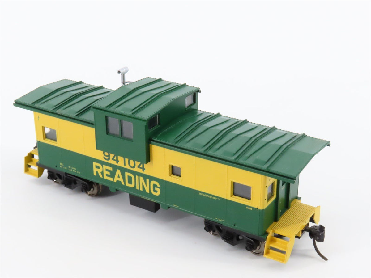 HO Scale Atlas #1910 RDG Reading Railroad Extended Vision Caboose #94104