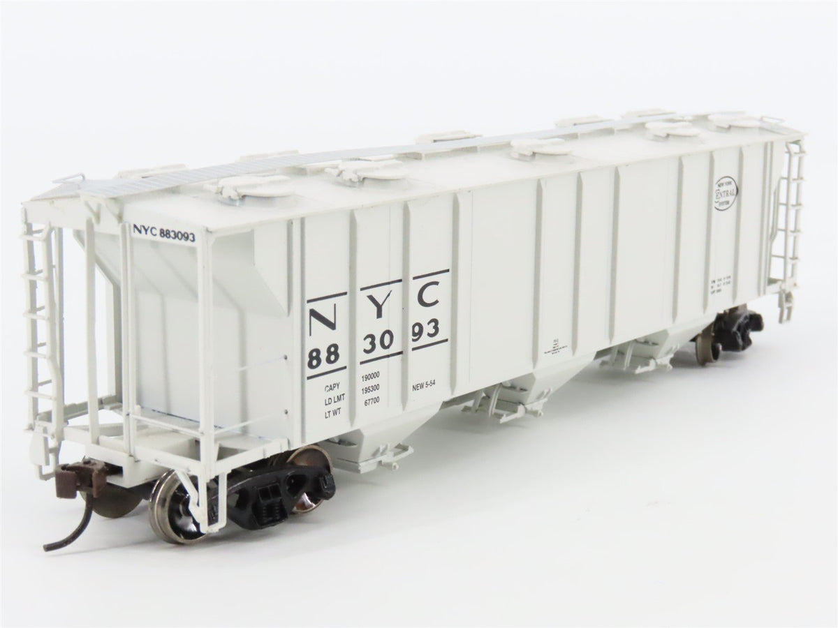 HO Scale Athearn #93733 NYC New York Central 3-Bay Covered Hopper #883093