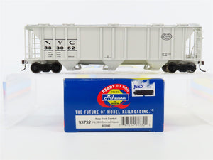 HO Scale Athearn #93732 NYC New York Central 3-Bay Covered Hopper #883062