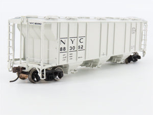 HO Scale Athearn #93732 NYC New York Central 3-Bay Covered Hopper #883062