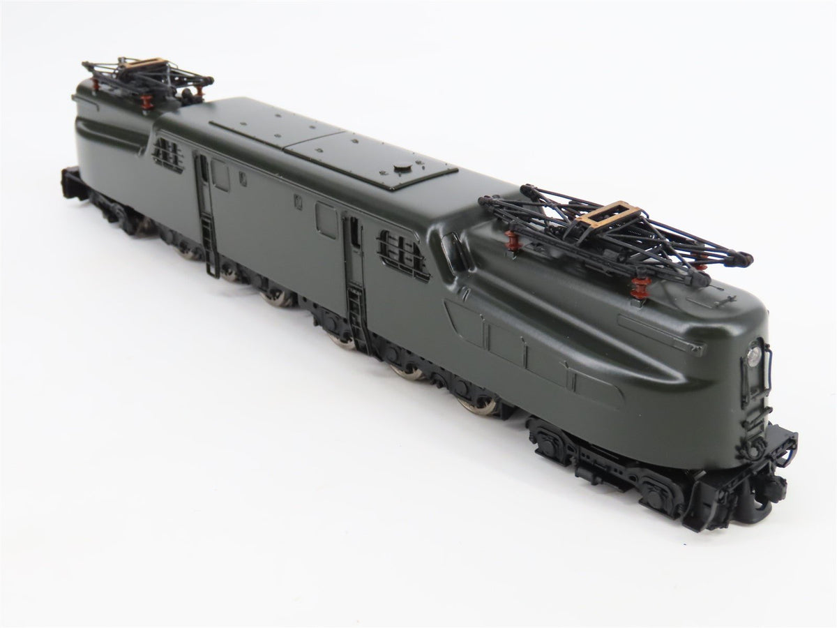 HO Scale Broadway Limited BLI 631 Pennsylvania Green GG1 Electric w/ DCC