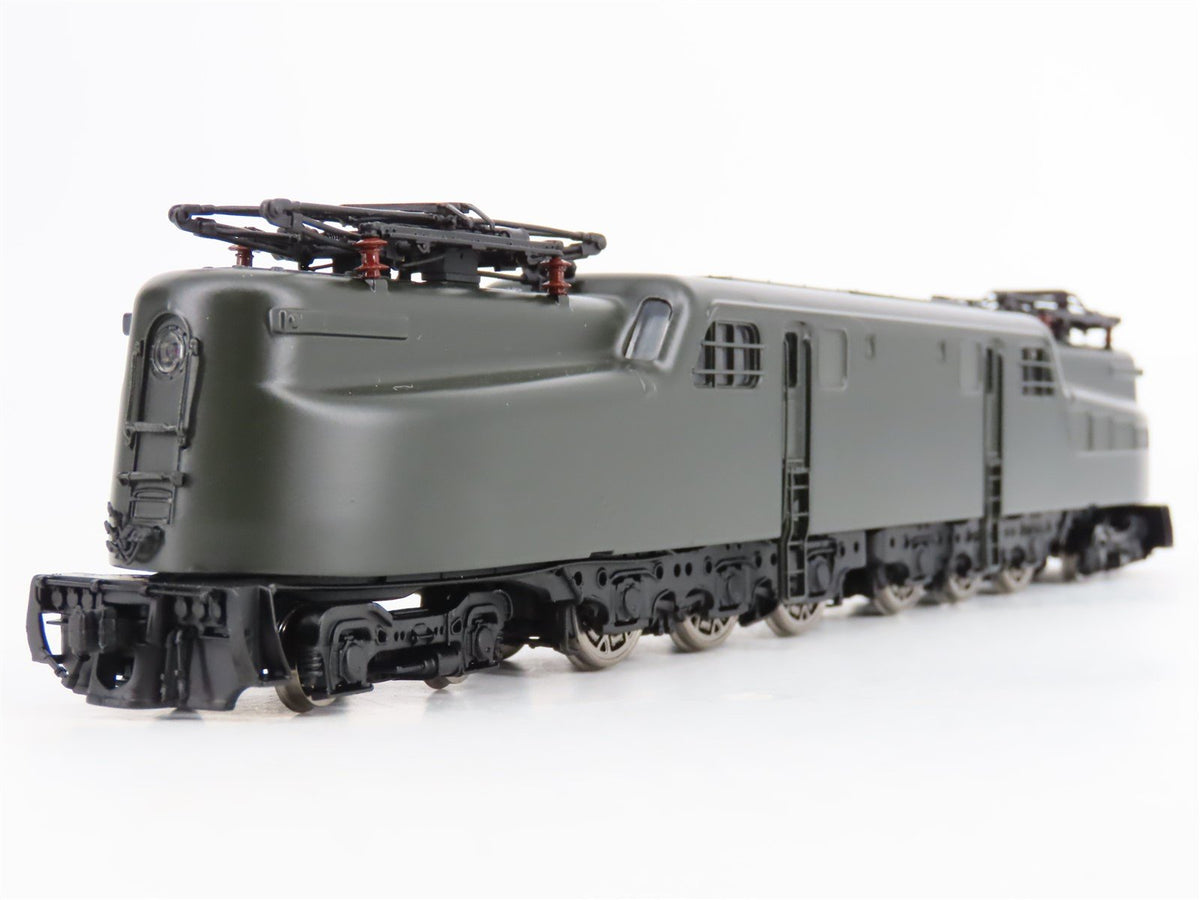 HO Scale Broadway Limited BLI 631 Pennsylvania Green GG1 Electric w/ DCC