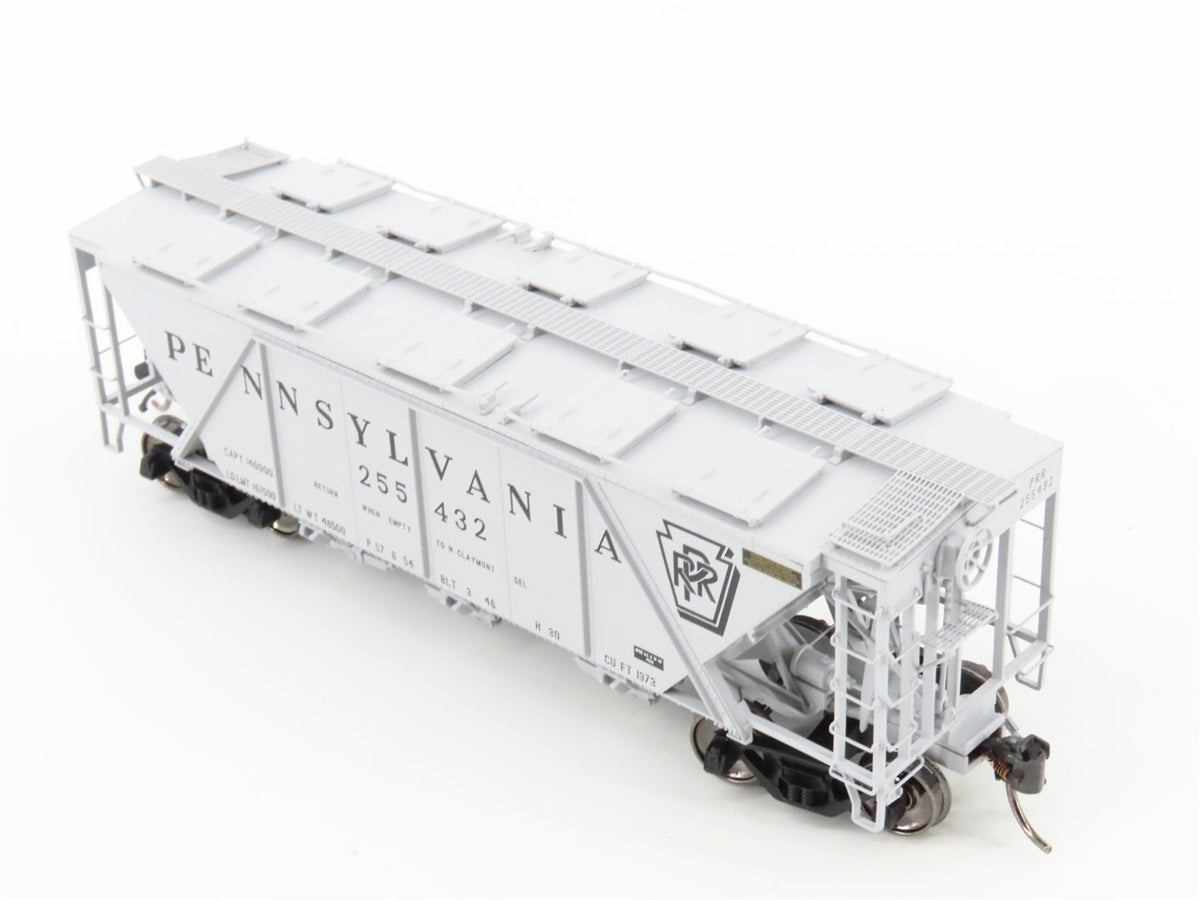 HO Bowser #41487 PRR Pennsylvania Shadow Keystone 3-Bay Covered Hopper #255432