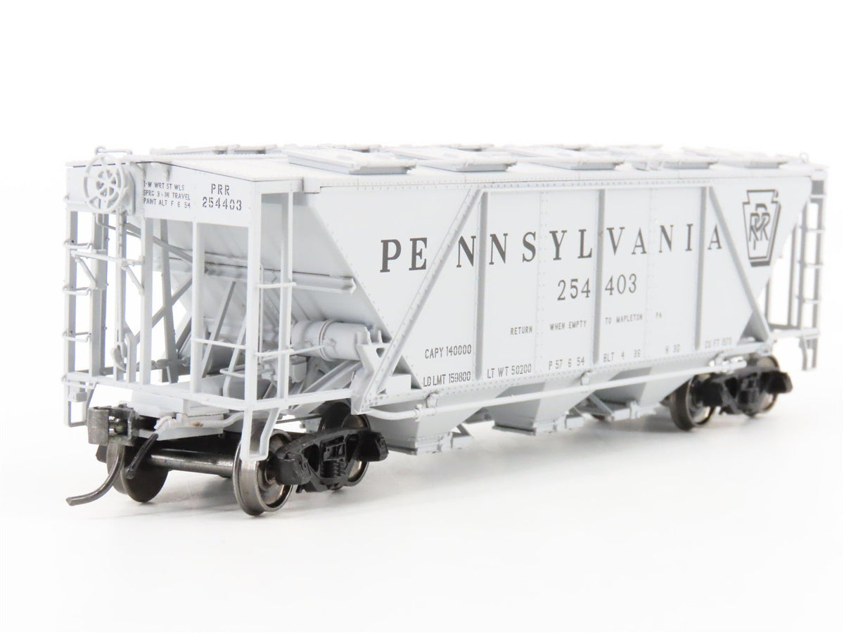 HO Bowser Executive Line #40715 PRR Shadow Keystone Gray 3-Bay Covered Hopper