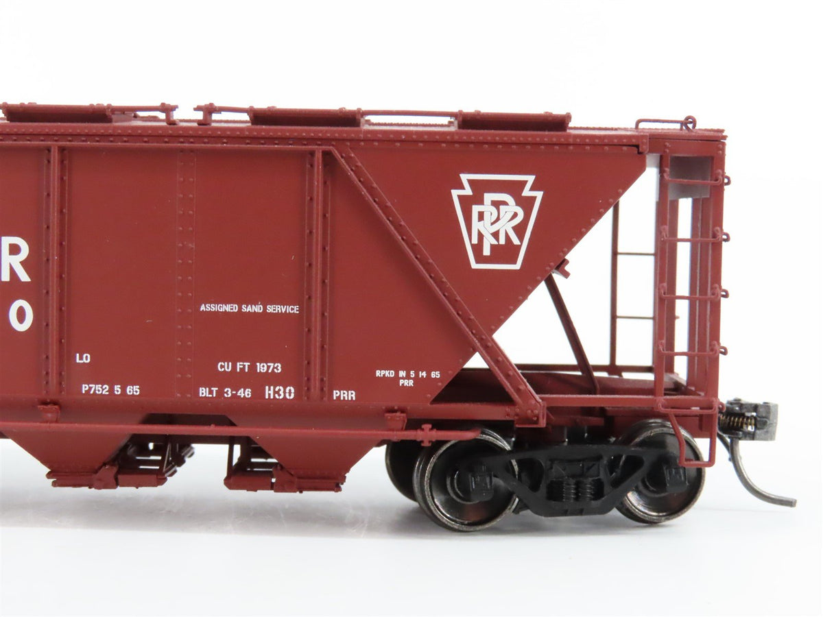 HO Scale Bowser Executive Line #40732 PRR &quot;S&quot; Keystone Red 3-Bay Covered Hopper