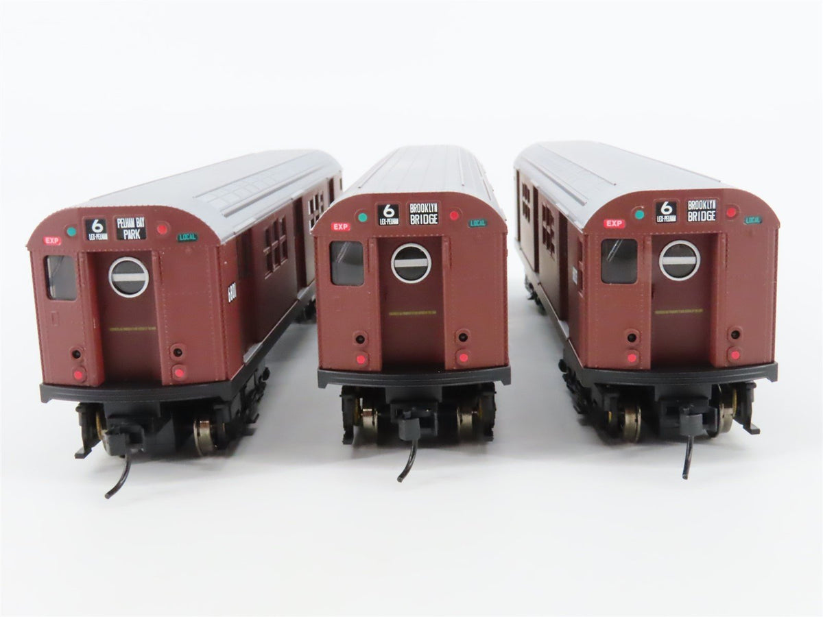 HO Proto 1000 30166 New York City Transit &quot;Red Bird&quot; R17 Subway Car 4-Unit Set