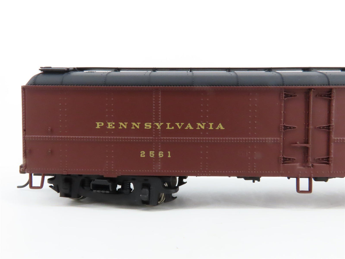 HO Scale Walthers #932-5882 PRR Pennsylvania R50B Express Reefer #2561