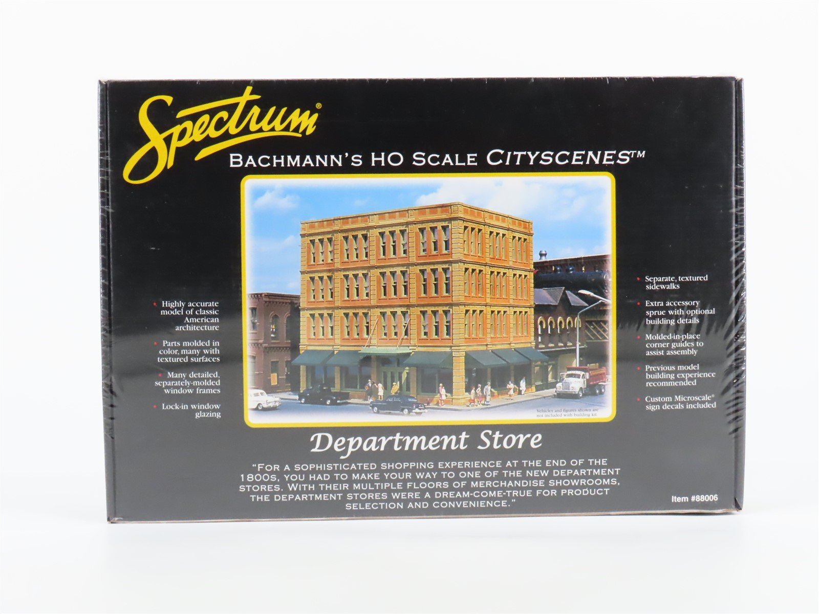 HO Scale Bachmann Spectrum Cityscenes Kit #88006 Department Store - SEALED