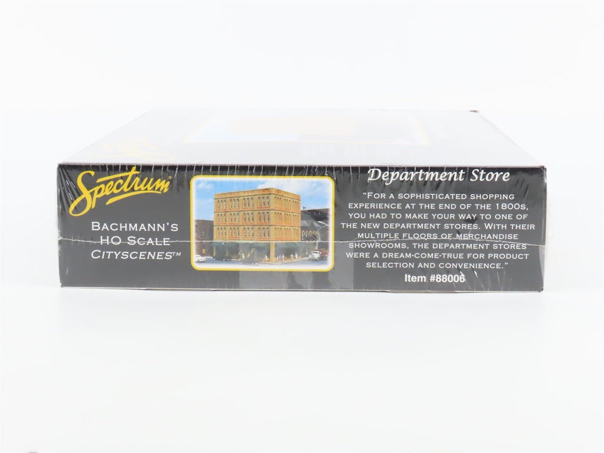 HO Scale Bachmann Spectrum Cityscenes Kit #88006 Department Store - SEALED