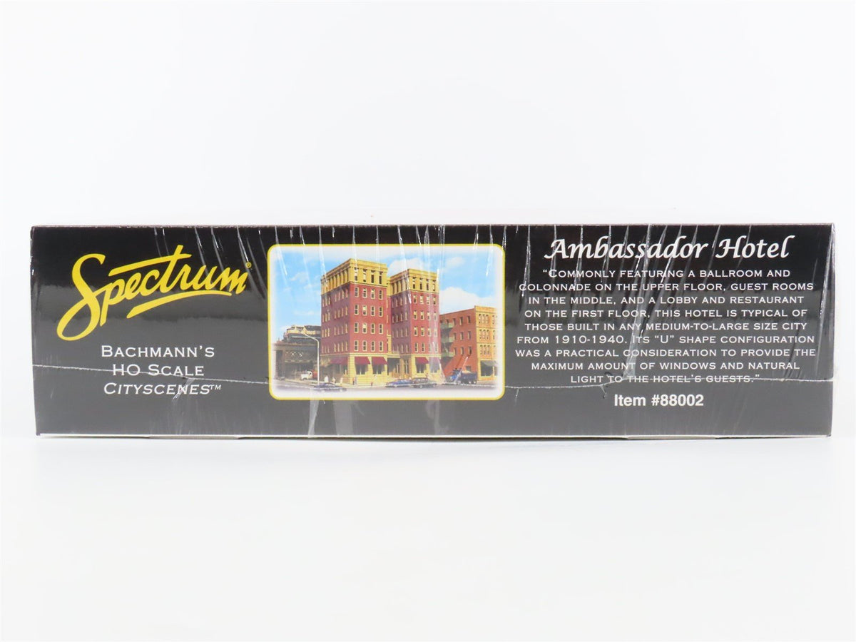 HO Scale Bachmann Spectrum Cityscenes Kit #88002 Ambassador Hotel - SEALED